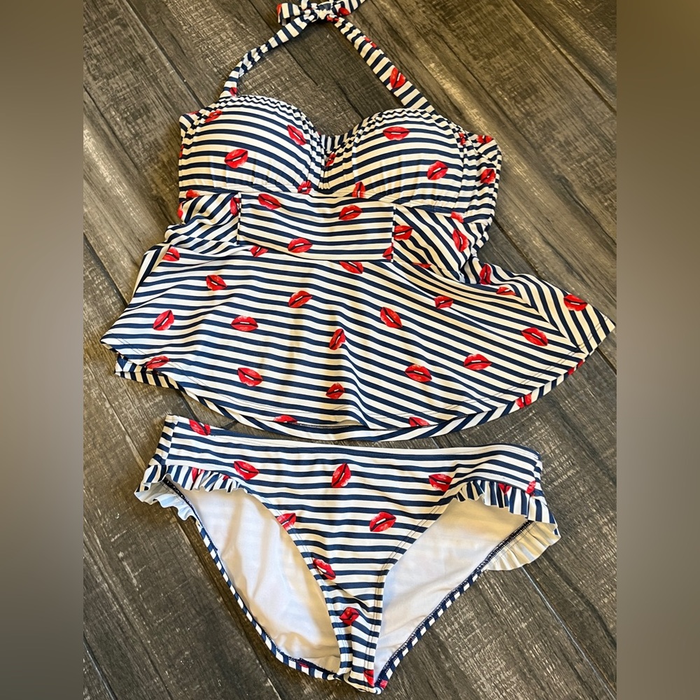 Betsey Johnson Tankini L